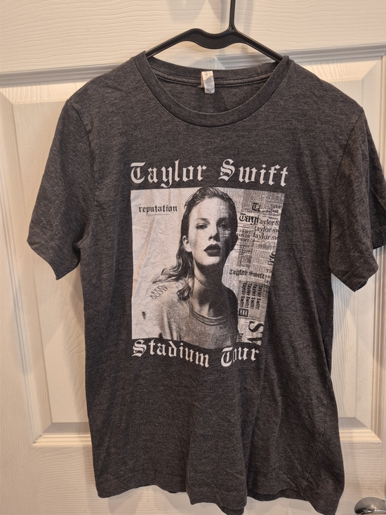 Taylor Swift Tops - Taylor Swift Charcoal Gray Reputation Stadium Tour Graphic Tee - Women's